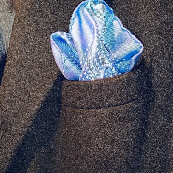 Brooks Brothers 100% Cashmere Sport Coat. - Picture 8 of 16